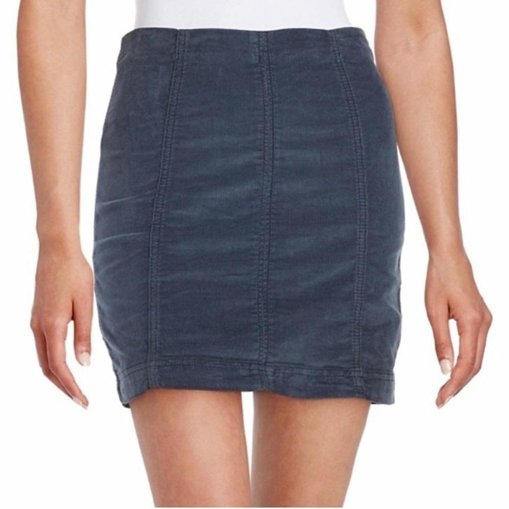Free People Women's Blue Corduroy Zip‎ Up Mini Skirt Size 6